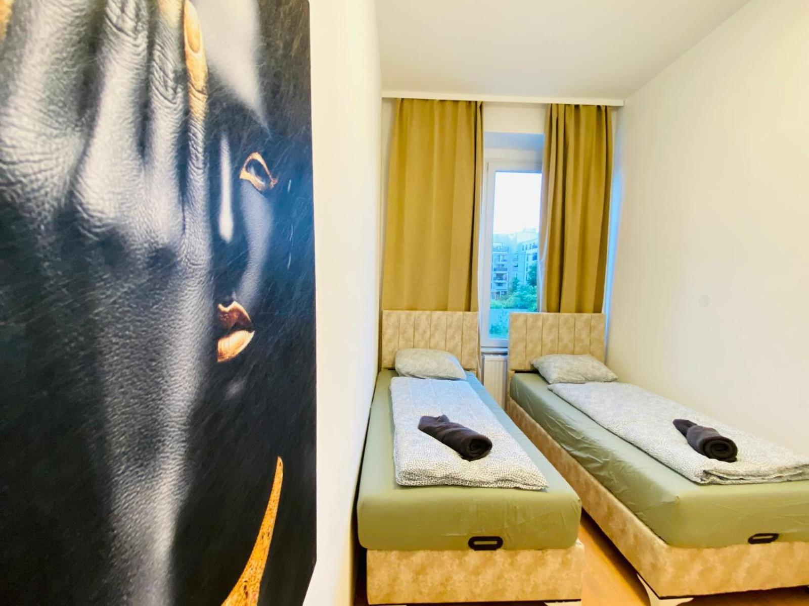 Bright 5br Shared W Great Transport Link Appartement *