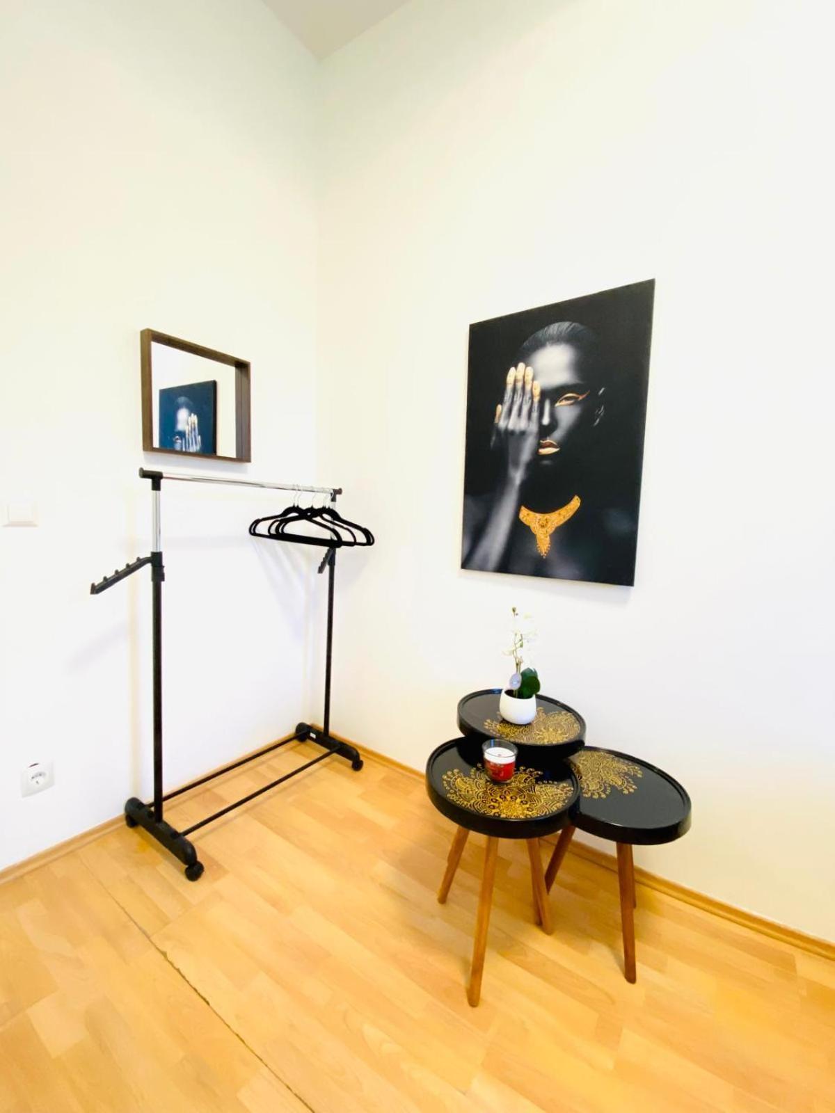 Bright 5br Shared W Great Transport Link Apartamento Viena