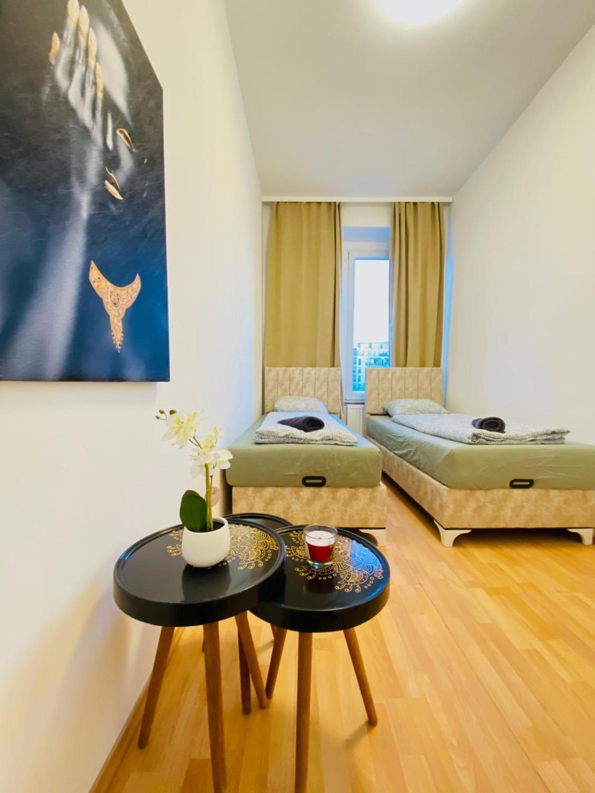 Bright 5br Shared W Great Transport Link Apartamento Viena