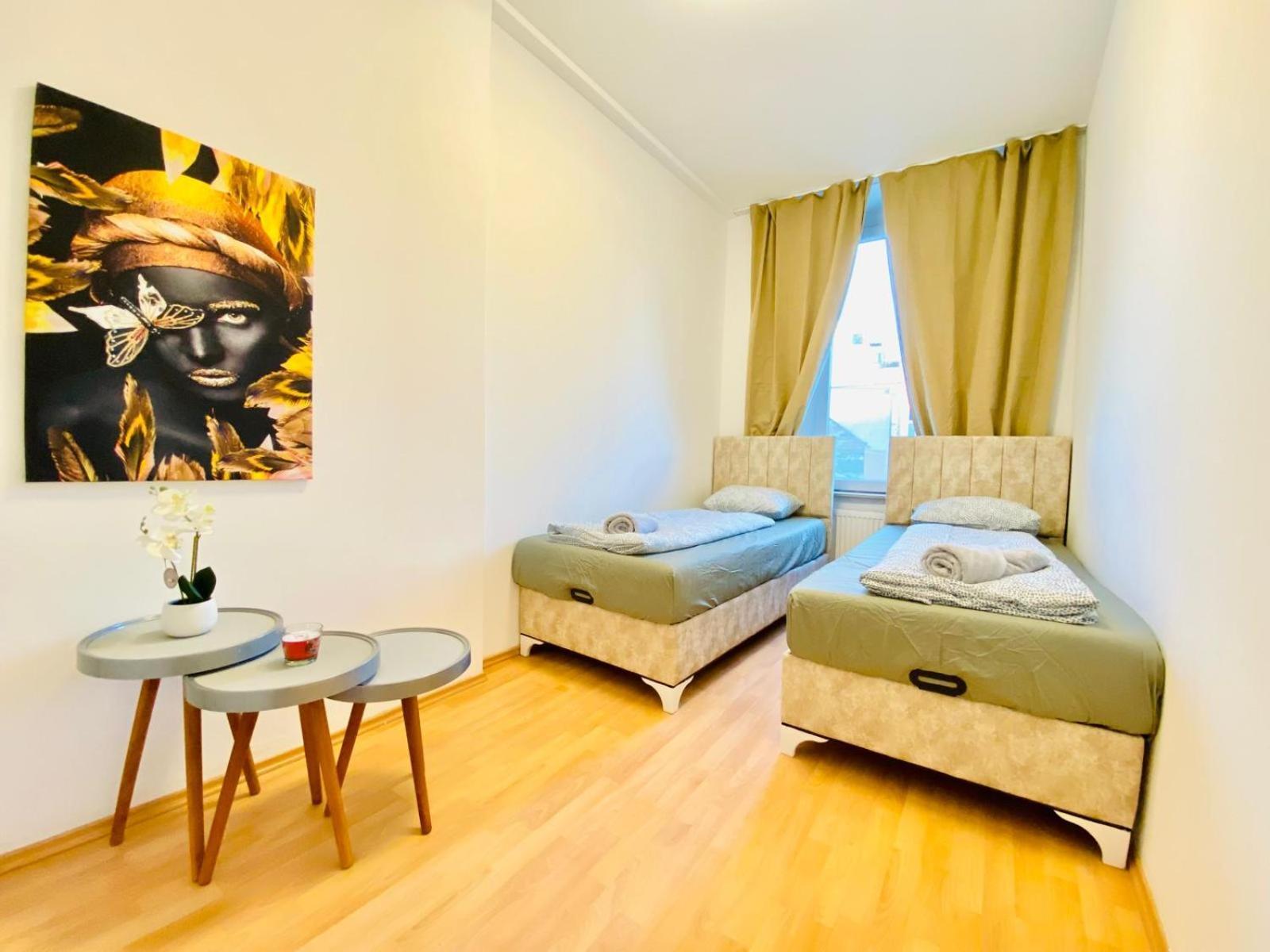 Bright 5br Shared W Great Transport Link Apartamento *